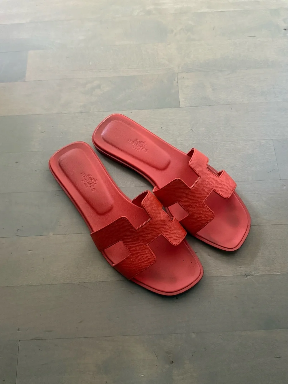 Hermes Red Oran Slide Sandals - Picture 2 of 4